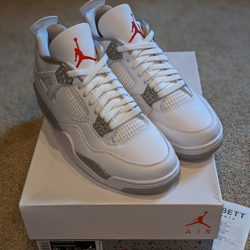 Jordan Retro 4 Tech White Oreo 9.5M w Receipt